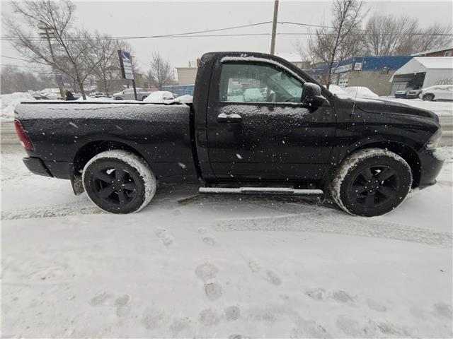2015 RAM 1500 ST in Ottawa - Image 8 of 17