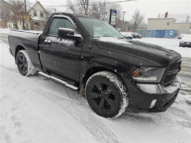 2015 RAM 1500 ST in Ottawa - Image 9 of 17