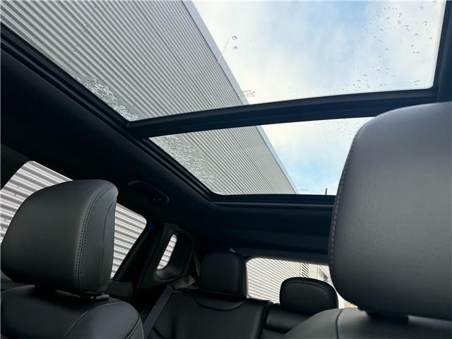 2026 Jeep Compass Trailhawk (Stk: 26112) in London - Image 14 of 15