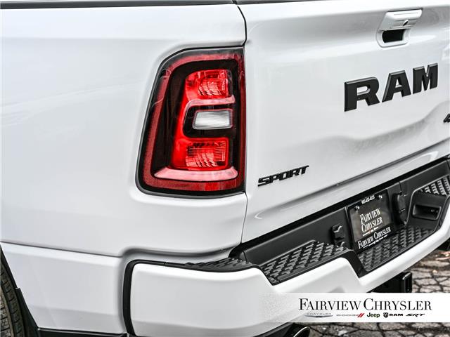 2026 RAM 1500 Sport (Stk: TN2560) in Burlington - Image 11 of 36