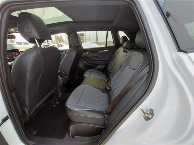 2026 Volkswagen Tiguan Highline Turbo R-Line (Stk: 260161) in Regina - Image 22 of 39