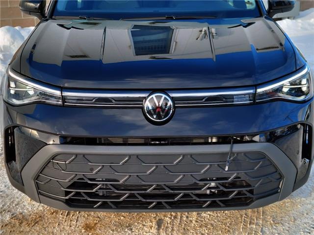 2026 Volkswagen Taos Comfortline Black Edition (Stk: 260163) in Regina - Image 5 of 42