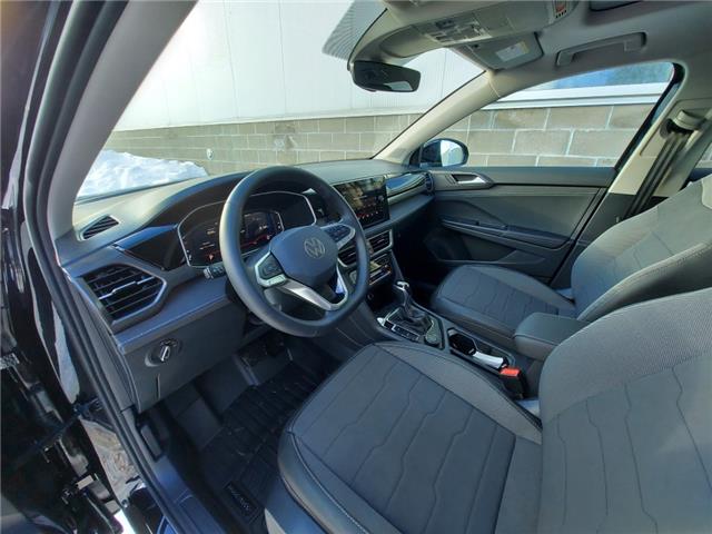 2026 Volkswagen Taos Comfortline Black Edition (Stk: 260163) in Regina - Image 16 of 42