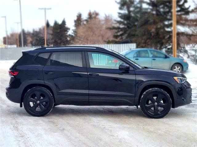 2026 Volkswagen Taos Comfortline Black Edition (Stk: 260166) in Regina - Image 4 of 44