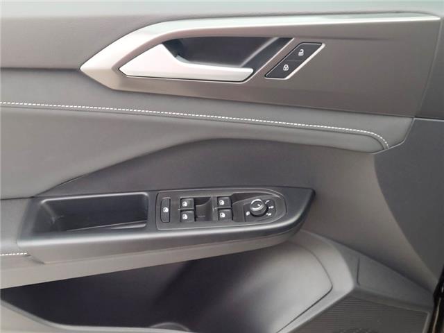 2026 Volkswagen Taos Comfortline Black Edition (Stk: 260166) in Regina - Image 15 of 44