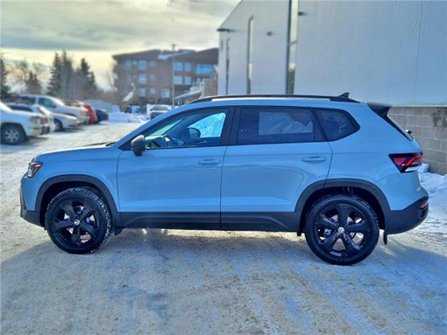 2026 Volkswagen Taos Comfortline Black Edition (Stk: 260169) in Regina - Image 9 of 41