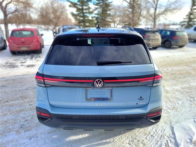 2026 Volkswagen Taos Comfortline Black Edition (Stk: 260169) in Regina - Image 12 of 41