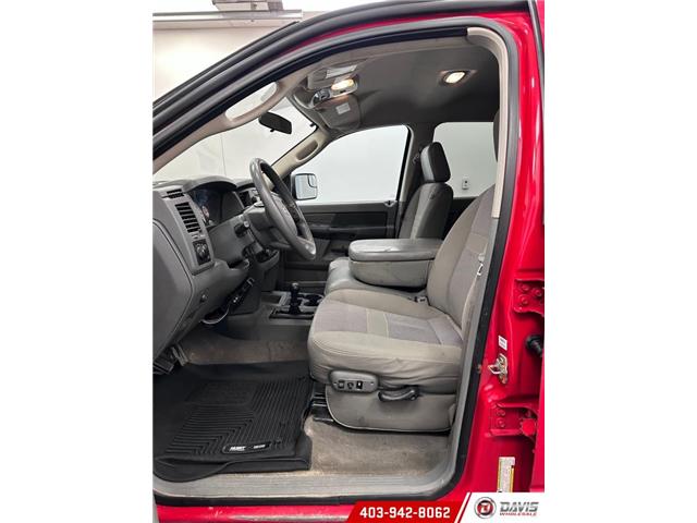 2008 Dodge Ram 2500 ST/SXT (Stk: 21129) in Lethbridge - Image 7 of 18