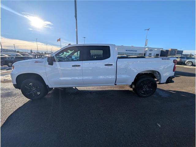 2025 Chevrolet Silverado 1500 LT Trail Boss (Stk: 19386) in Calgary - Image 2 of 26