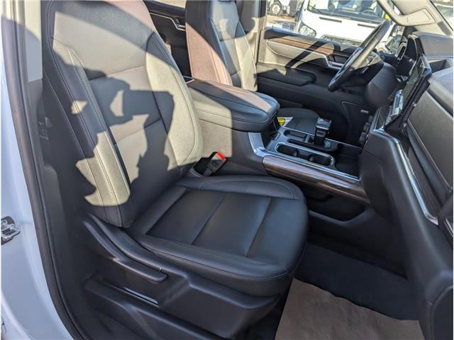 2025 Chevrolet Silverado 1500 LT Trail Boss (Stk: 19386) in Calgary - Image 11 of 26