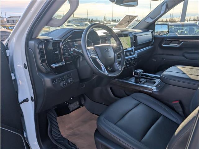 2025 Chevrolet Silverado 1500 LT Trail Boss (Stk: 19386) in Calgary - Image 19 of 26