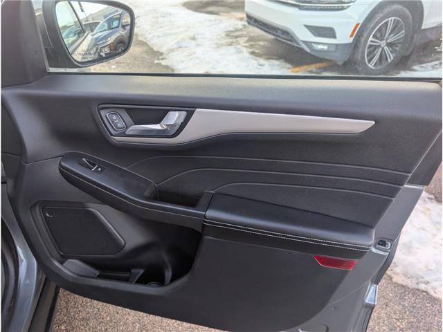 2022 Ford Escape SEL Hybrid (Stk: T-710A) in Calgary - Image 10 of 25