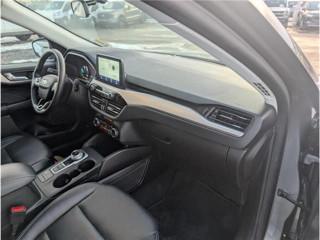 2022 Ford Escape SEL Hybrid (Stk: T-710A) in Calgary - Image 11 of 25