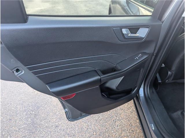 2022 Ford Escape SEL Hybrid (Stk: T-710A) in Calgary - Image 16 of 25