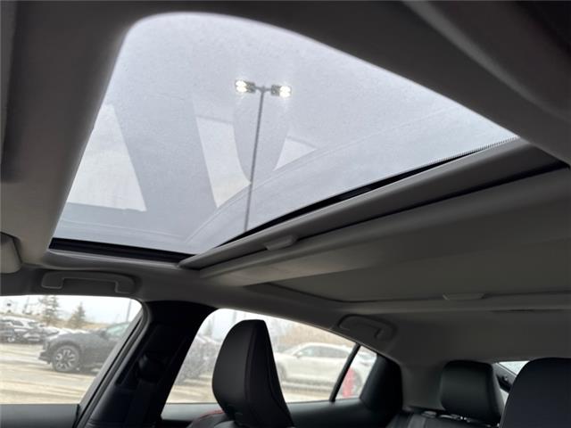 2026 Toyota Prius Plug-In Hybrid XSE (Stk: 3067818) in Cranbrook - Image 17 of 20