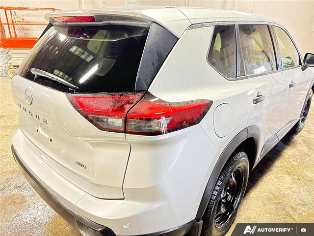 2025 Nissan Rogue S (Stk: UC6300) in Thunder Bay - Image 11 of 24