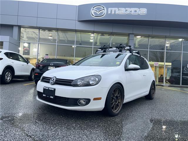 2011 Volkswagen Golf Trendline (Stk: 727052J) in Surrey - Image 1 of 15