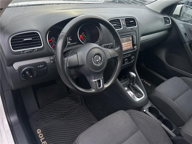 2011 Volkswagen Golf Trendline (Stk: 727052J) in Surrey - Image 10 of 15