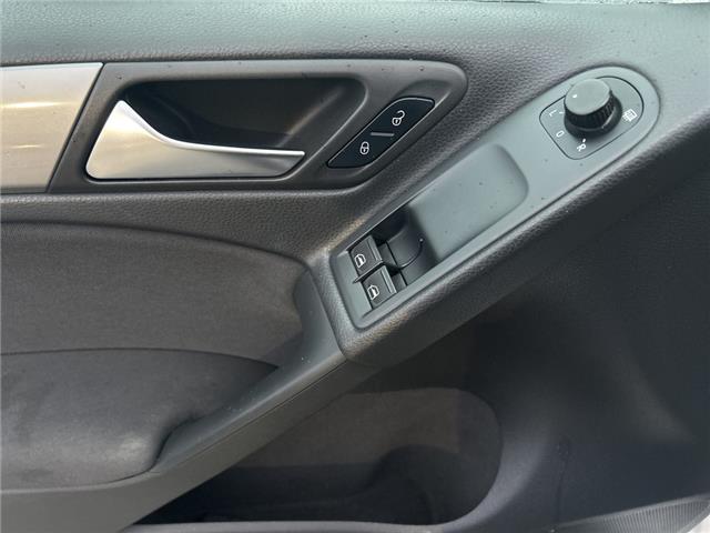 2011 Volkswagen Golf Trendline (Stk: 727052J) in Surrey - Image 14 of 15