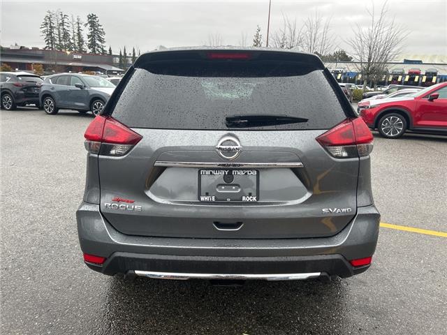2018 Nissan Rogue SV (Stk: 685829J) in Surrey - Image 4 of 15