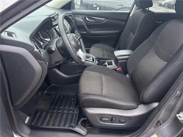 2018 Nissan Rogue SV (Stk: 685829J) in Surrey - Image 9 of 15
