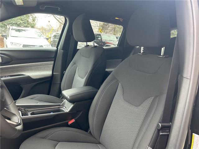 2026 Jeep Compass Sport (Stk: 26-0028) in Toronto - Image 7 of 16