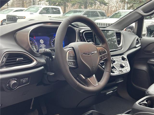 2026 Chrysler Grand Caravan SXT (Stk: 26-0040) in Toronto - Image 6 of 16