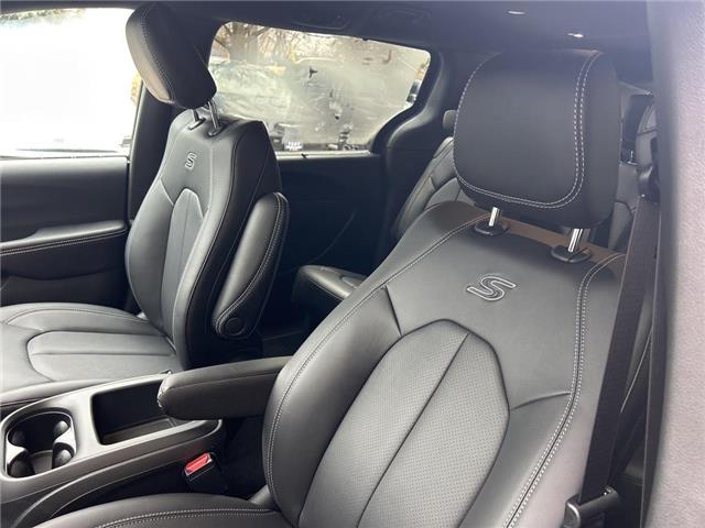 2026 Chrysler Pacifica Select (Stk: 26-0041) in Toronto - Image 7 of 16