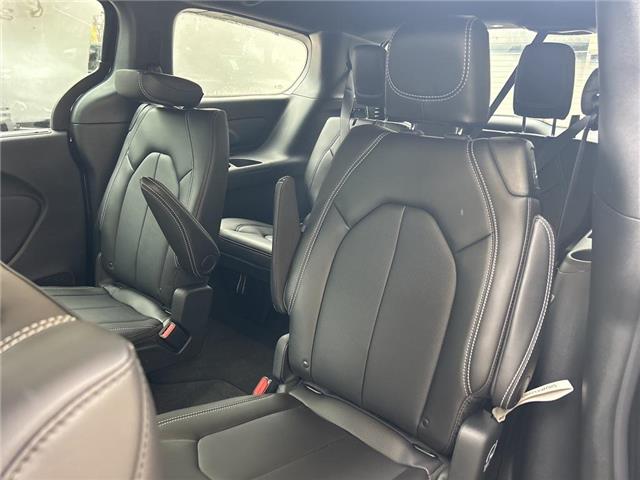 2026 Chrysler Pacifica Select (Stk: 26-0041) in Toronto - Image 8 of 16