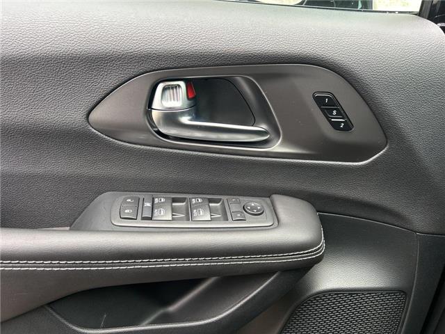 2026 Chrysler Pacifica Select (Stk: 26-0041) in Toronto - Image 11 of 16