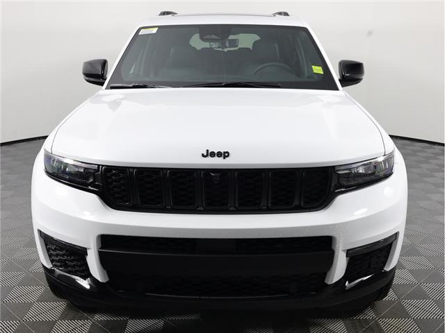 2025 Jeep Grand Cherokee L Limited (Stk: 25J262) in Calgary - Image 2 of 21