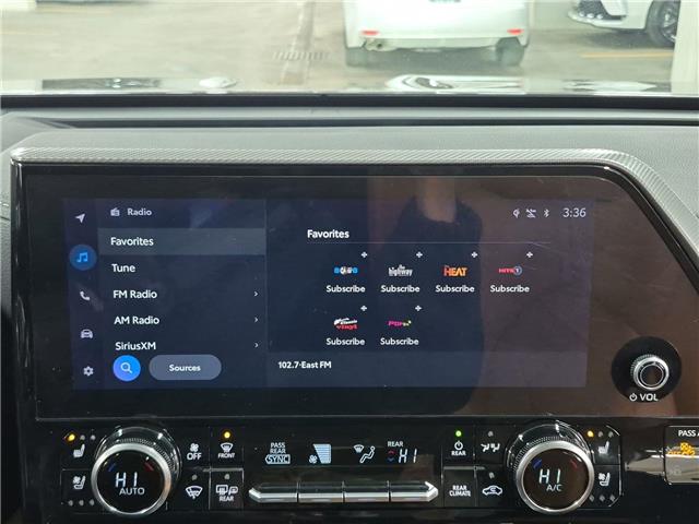 2024 Toyota Highlander Hybrid Limited (Stk: 10119736A) in Markham - Image 19 of 36