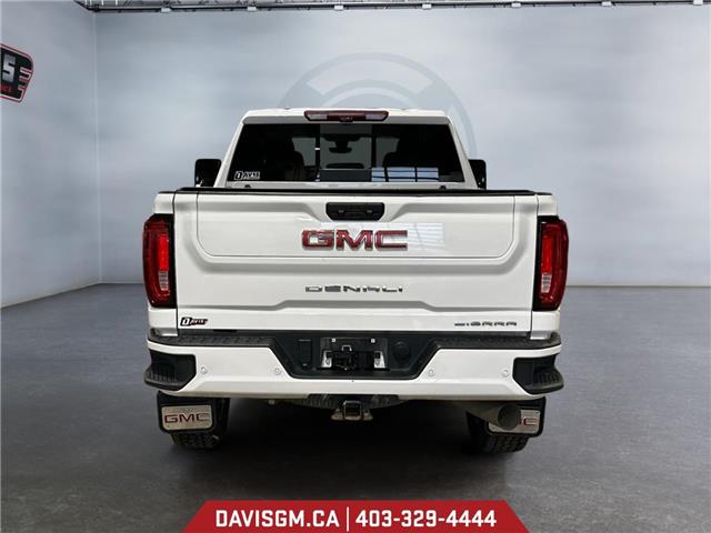 2023 GMC Sierra 2500HD Denali (Stk: 302610) in Lethbridge - Image 4 of 15