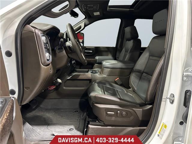 2023 GMC Sierra 2500HD Denali (Stk: 302610) in Lethbridge - Image 9 of 15