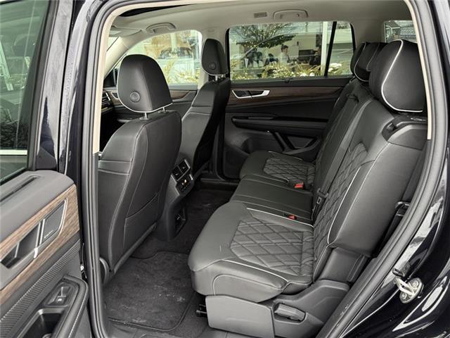 2026 Volkswagen Atlas 2.0 TSI Execline (Stk: T5375) in Orleans - Image 8 of 15