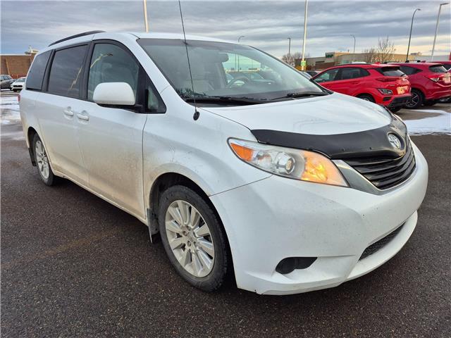 2014 Toyota Sienna LE (Stk: 300216) in Lethbridge - Image 7 of 10