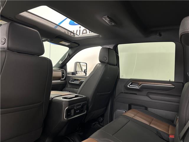 2025 Chevrolet Silverado 2500HD High Country (Stk: 43366J) in Belleville - Image 12 of 35