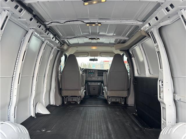 2023 Chevrolet Express 2500 Work Van (Stk: U9083A) in Uxbridge - Image 18 of 24