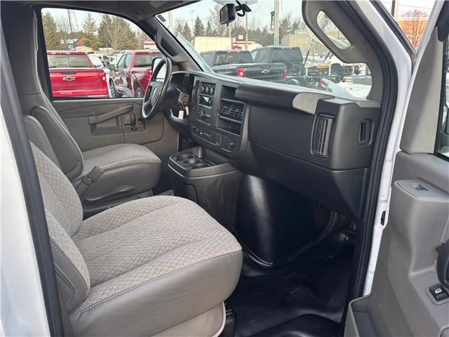 2023 Chevrolet Express 2500 Work Van (Stk: U9083A) in Uxbridge - Image 21 of 24
