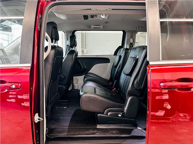 2020 Dodge Grand Caravan Crew (Stk: 25210A) in Prince Albert - Image 6 of 12