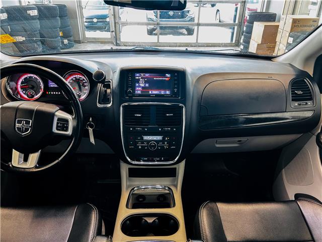 2020 Dodge Grand Caravan Crew (Stk: 25210A) in Prince Albert - Image 3 of 12