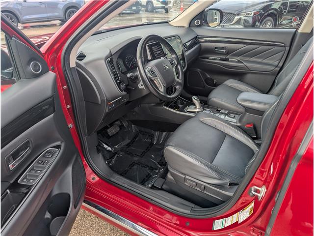 2018 Mitsubishi Outlander Plug-In Hybrid GT (Stk: 25248A) in Owen Sound - Image 9 of 20