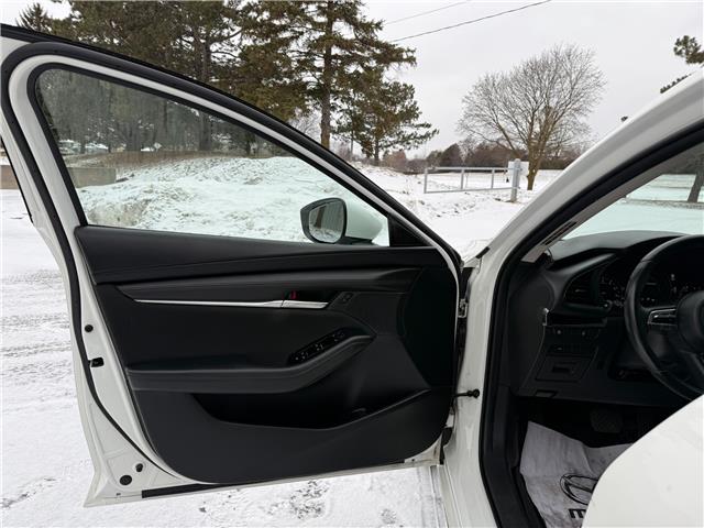 2019 Mazda Mazda3 GS (Stk: 45523A) in Newmarket - Image 2 of 50