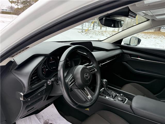 2019 Mazda Mazda3 GS (Stk: 45523A) in Newmarket - Image 5 of 50