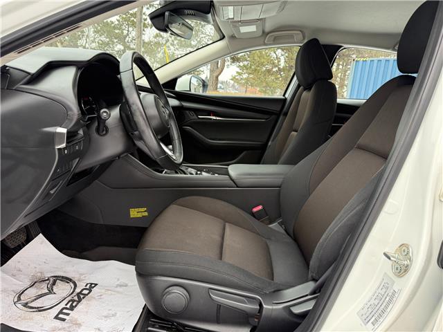 2019 Mazda Mazda3 GS (Stk: 45523A) in Newmarket - Image 6 of 50