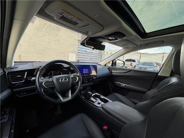 2022 Lexus NX 350h Base (Stk: 4609A) in Calgary - Image 7 of 19