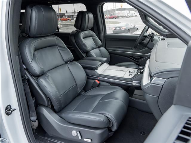 2025 Lincoln Navigator L Reserve (Stk: 25V1215) in Mississauga - Image 38 of 45