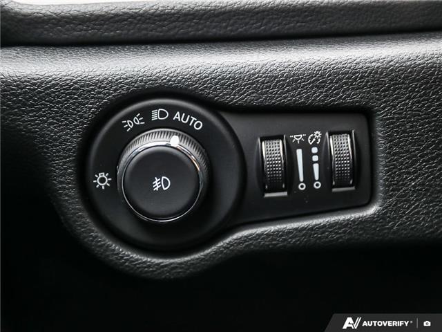 2026 Chrysler Pacifica Select (Stk: T8012) in Welland - Image 21 of 27 2026 Chrysler Pacifica Select (Stk: T8012) in Welland - Image 21 of 27