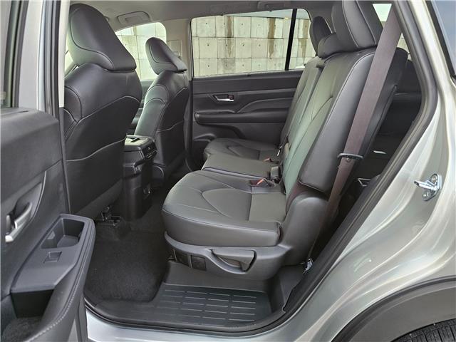 2026 Toyota Grand Highlander XLE (Stk: 3423) in Sarnia - Image 6 of 6