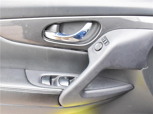 2017 Nissan Rogue SV (Stk: L25008A) in Toronto - Image 10 of 22